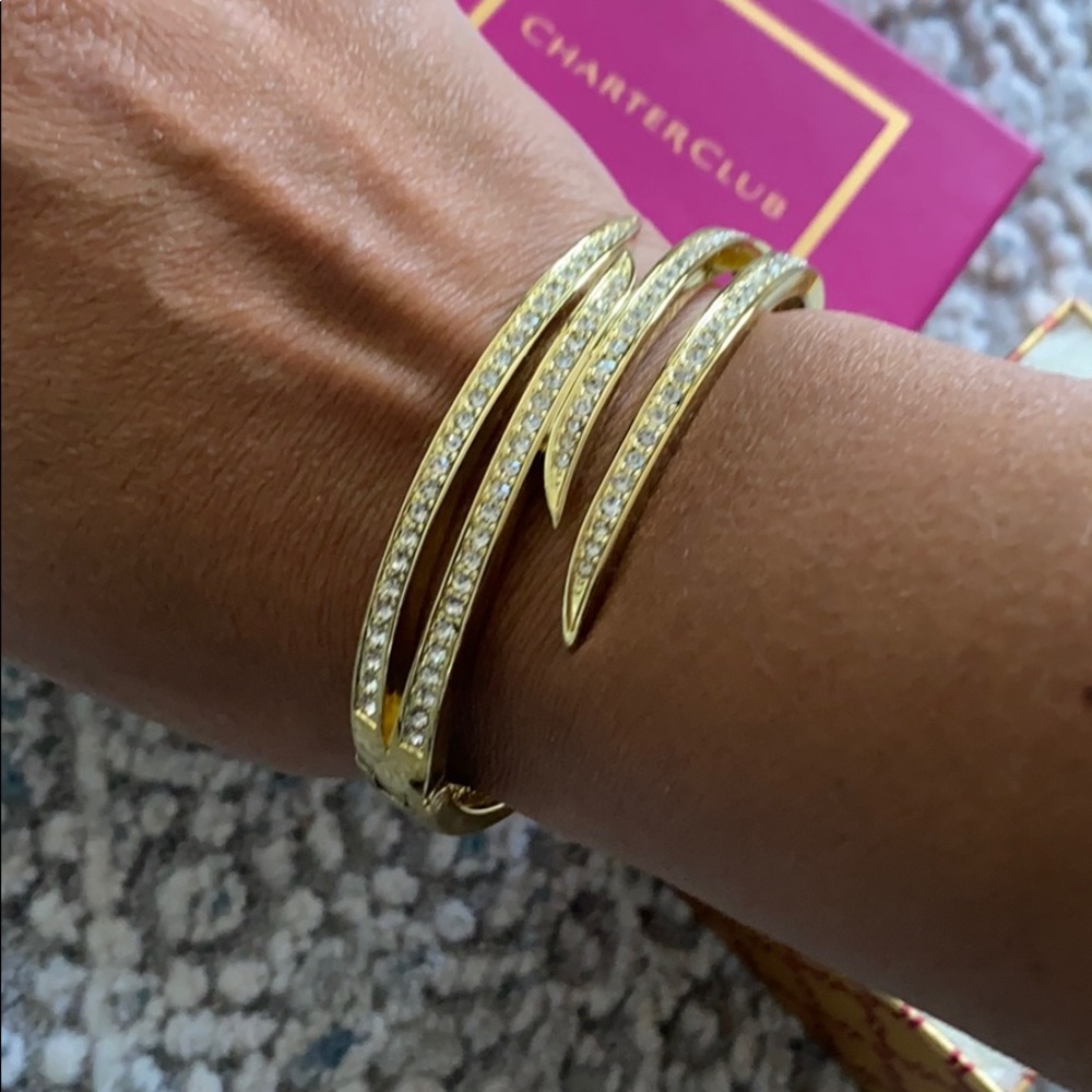 Charter Club golden diamond bracelet - Picture 4 of 4